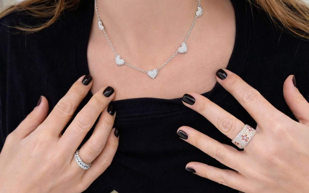 Custom jewellery design sketch