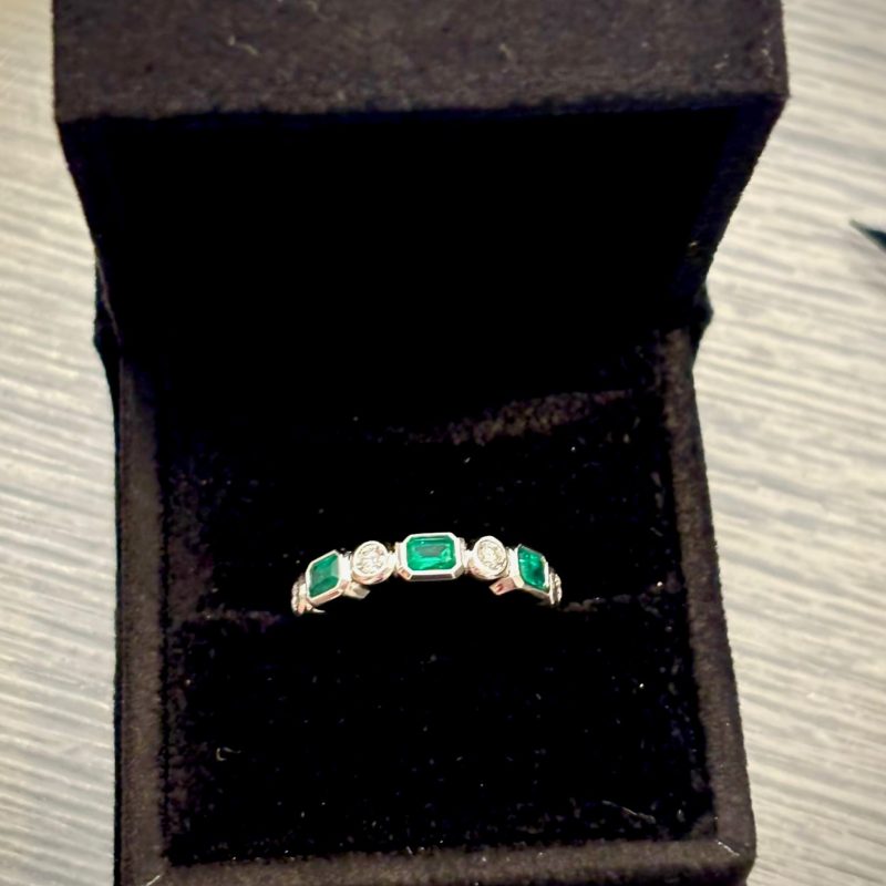 720C3040-F7F2-41D3-B059-6DCEC292C49D