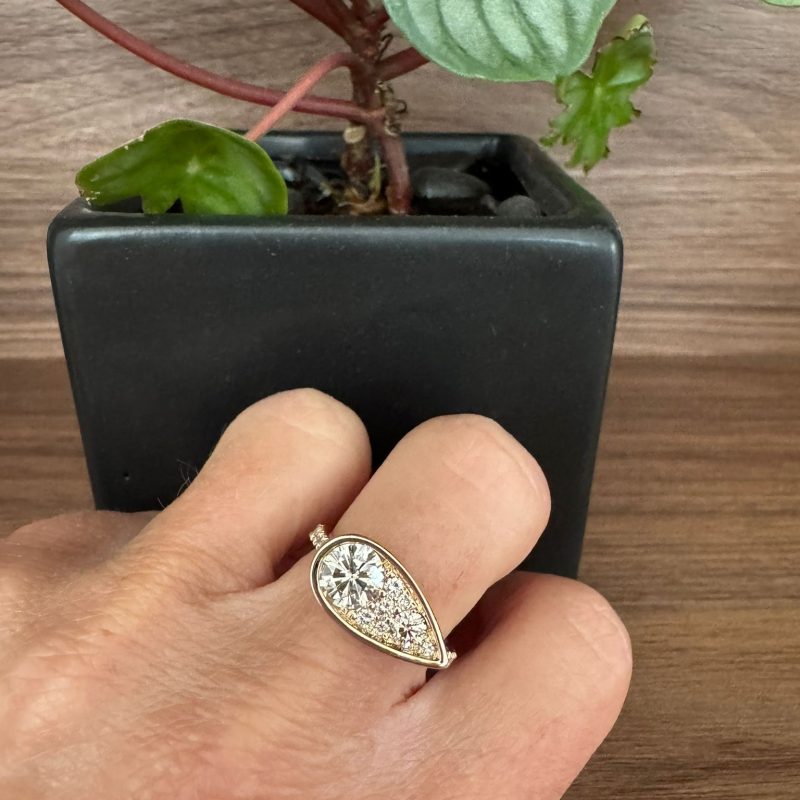 f65b1377-a57c-4ac9-aafc-fe6c83b0a502